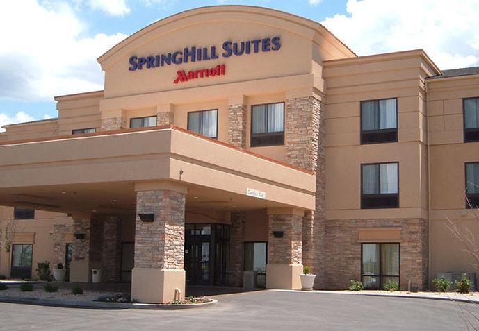 Springhill Suites By Marriott Сідар-Сіті Екстер'єр фото