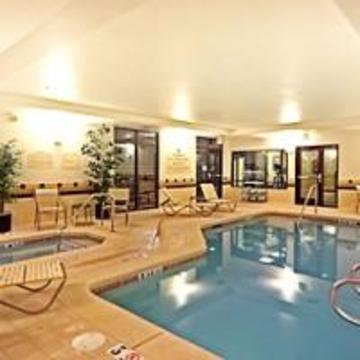Springhill Suites By Marriott Сідар-Сіті Екстер'єр фото